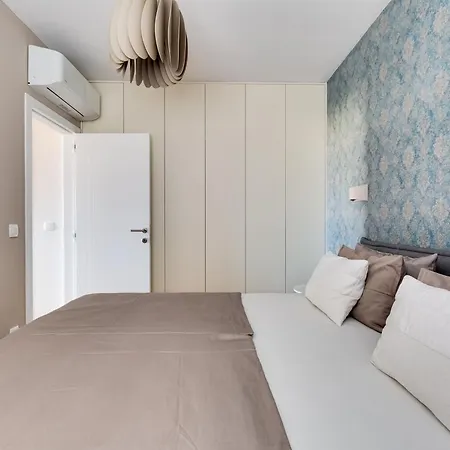 Appartement Spacious Two Bedroom With Roof Terrace, Borik *