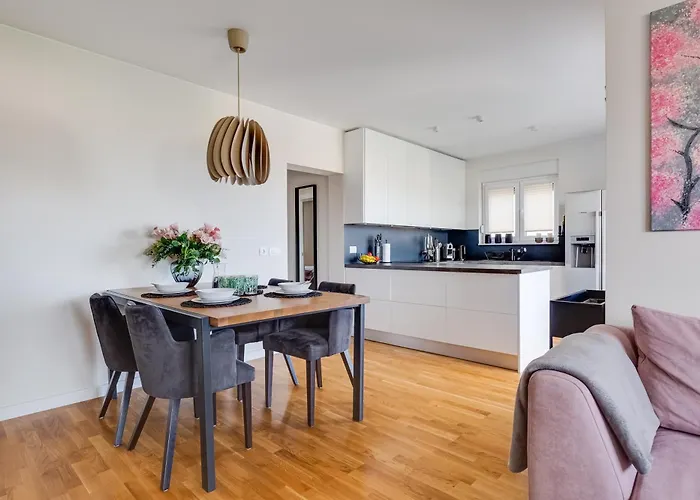 Spacious Two Bedroom With Roof Terrace, Borik 아파트 자다르