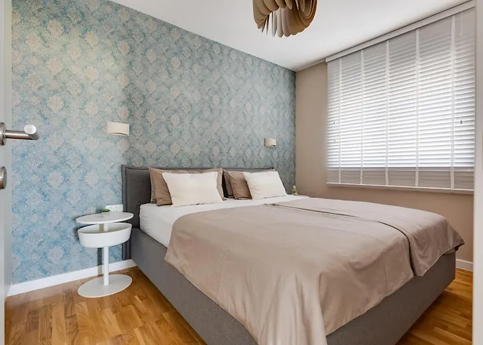 아파트 Spacious Two Bedroom With Roof Terrace, Borik