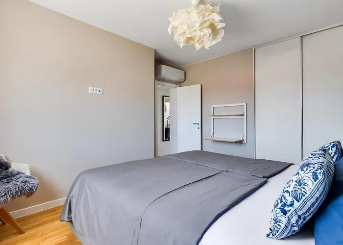 아파트 Spacious Two Bedroom With Roof Terrace, Borik