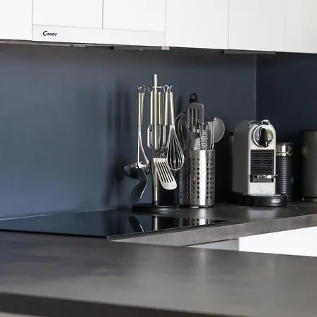 Spacious Two Bedroom With Roof Terrace, Borik * ザダル